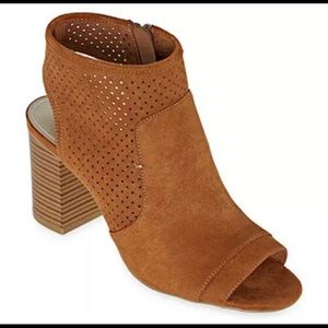 A.N.A. Tashsa Whiskey Open Toe Bootie size 8